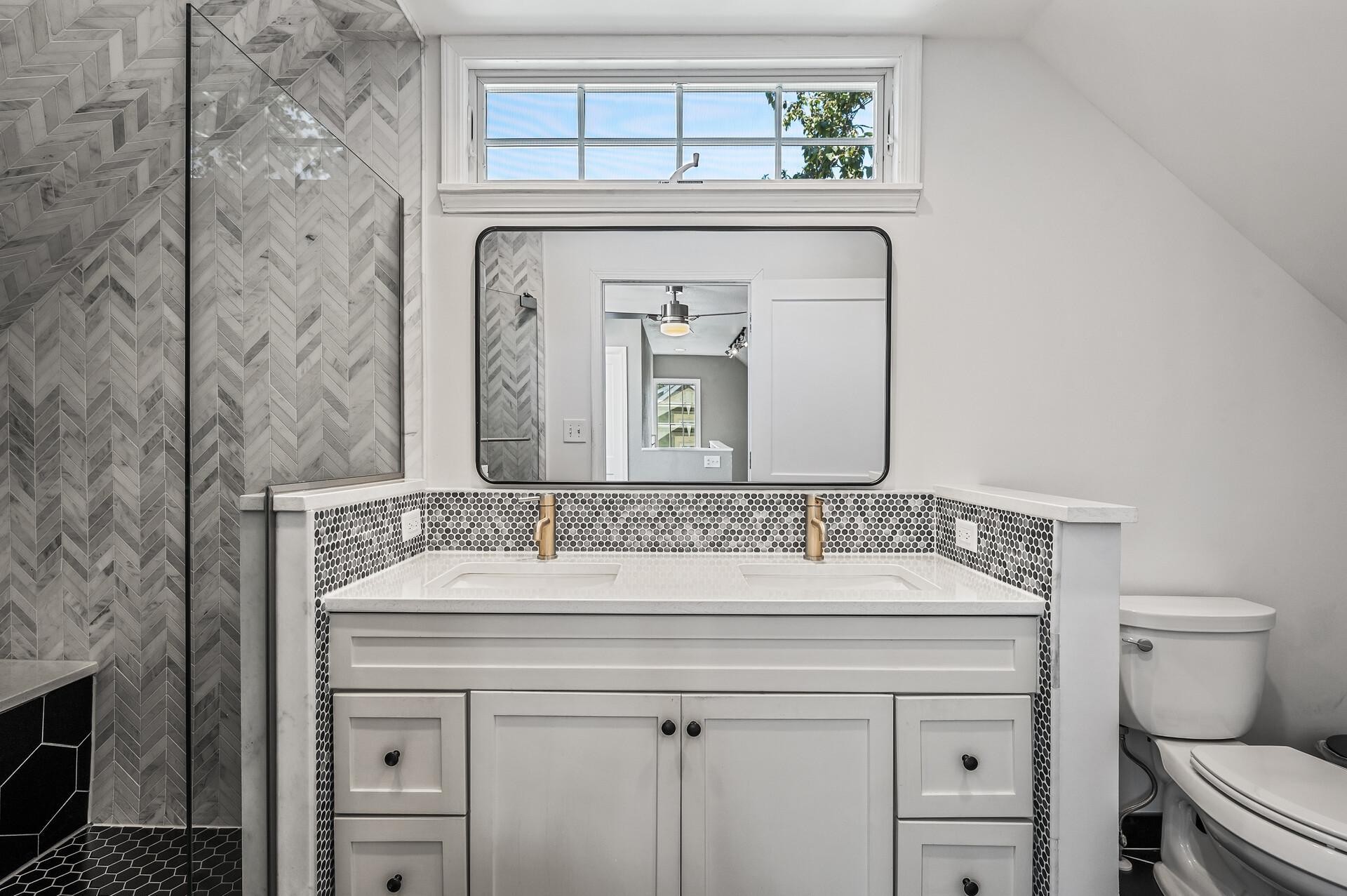 283 Hamline Avenue S