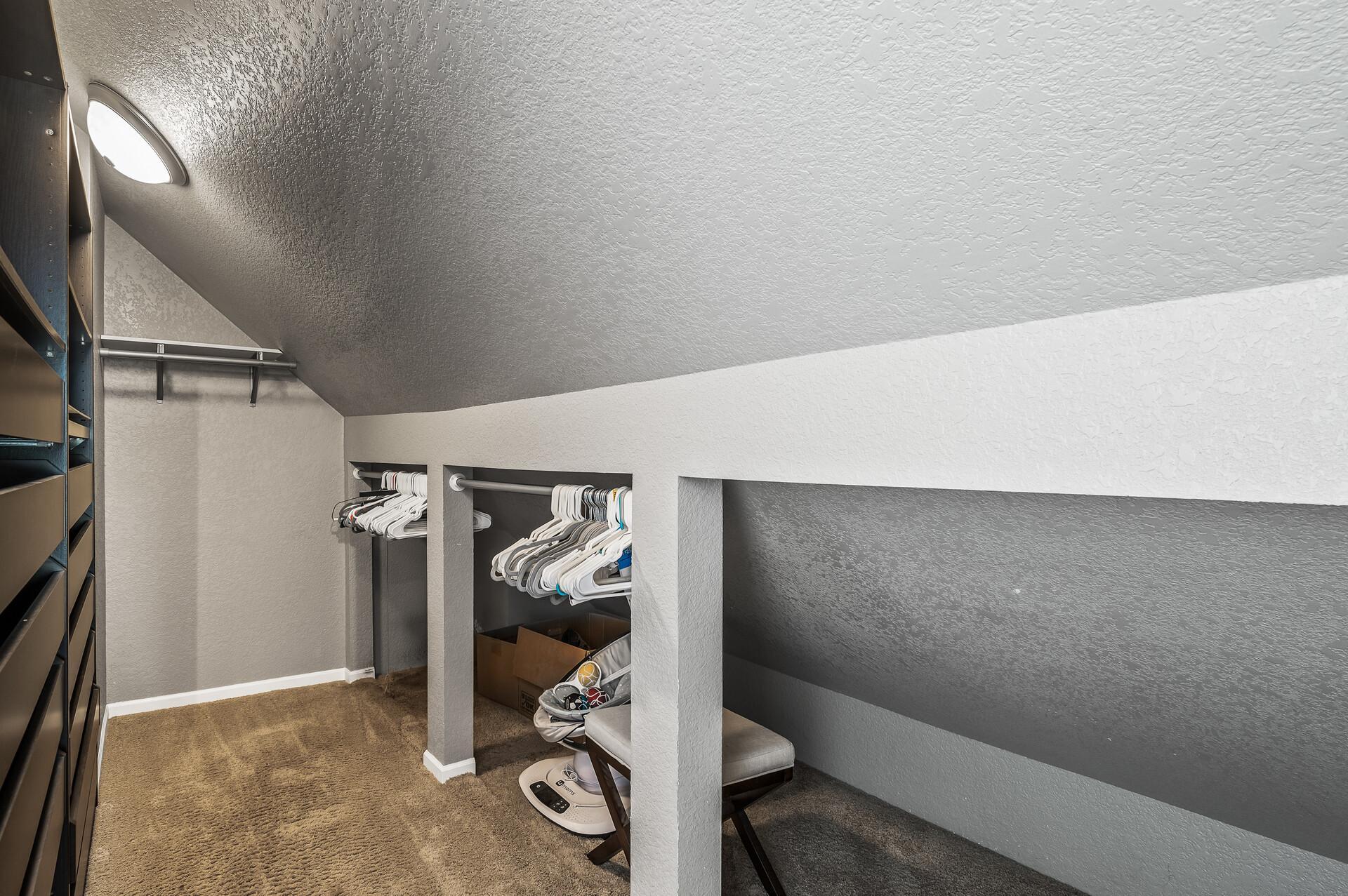 283 Hamline Avenue S