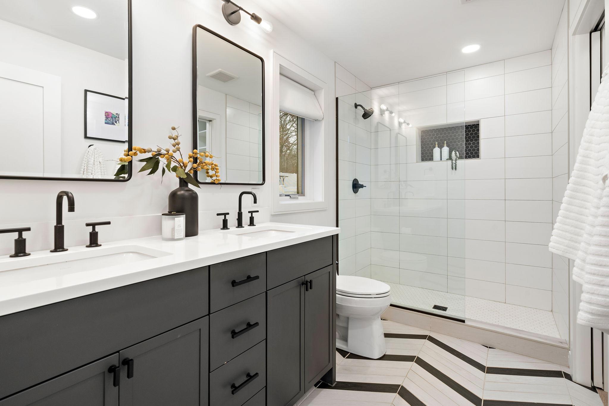 8131 Tierneys Woods Curve