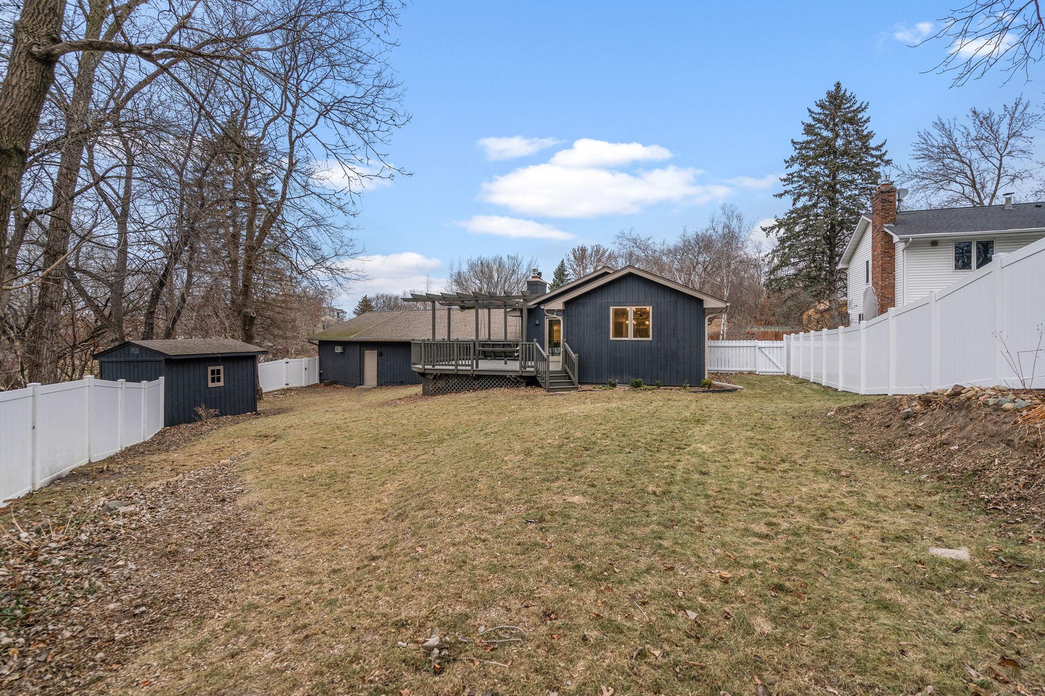 8131 Tierneys Woods Curve