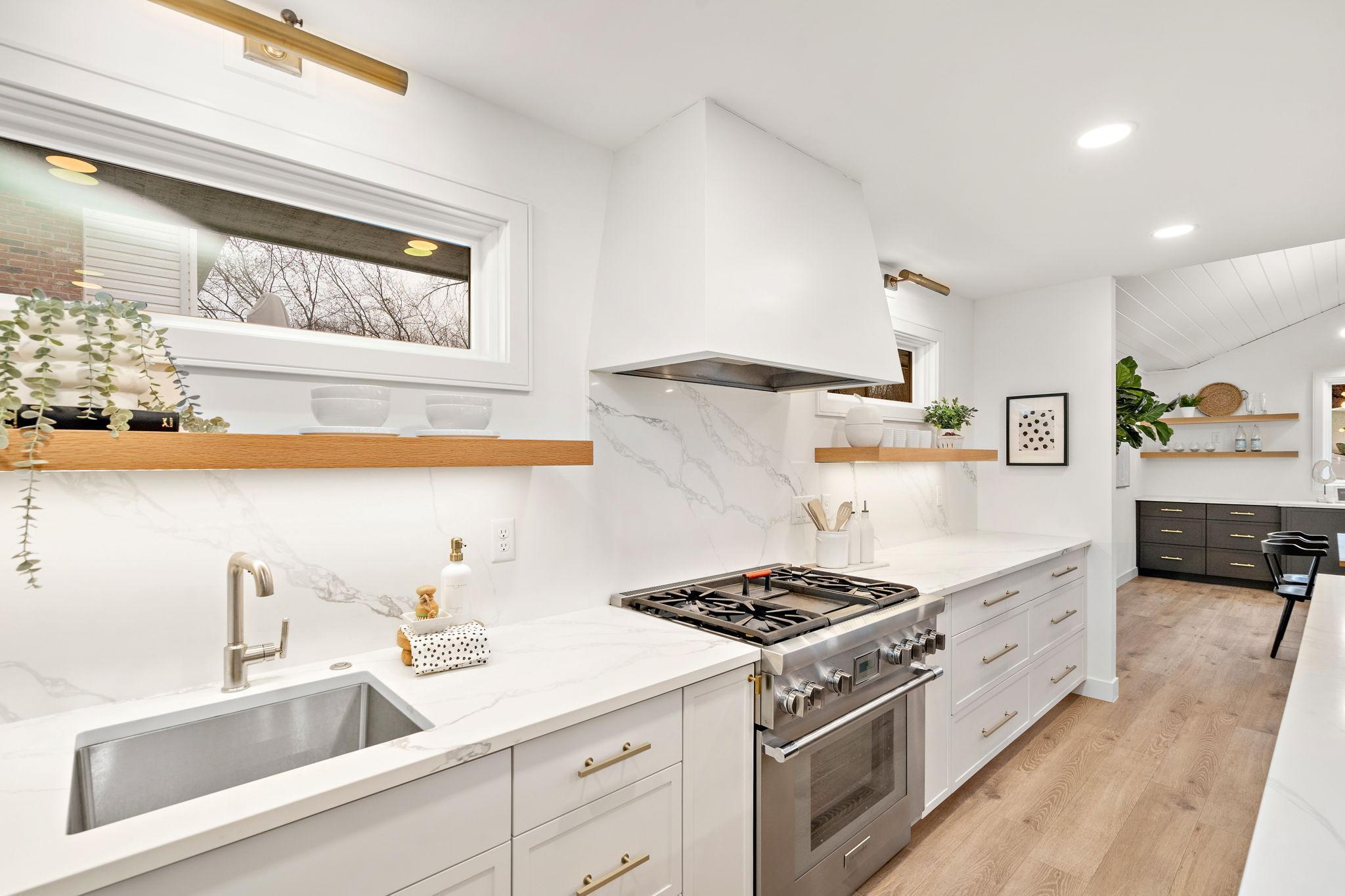 8131 Tierneys Woods Curve