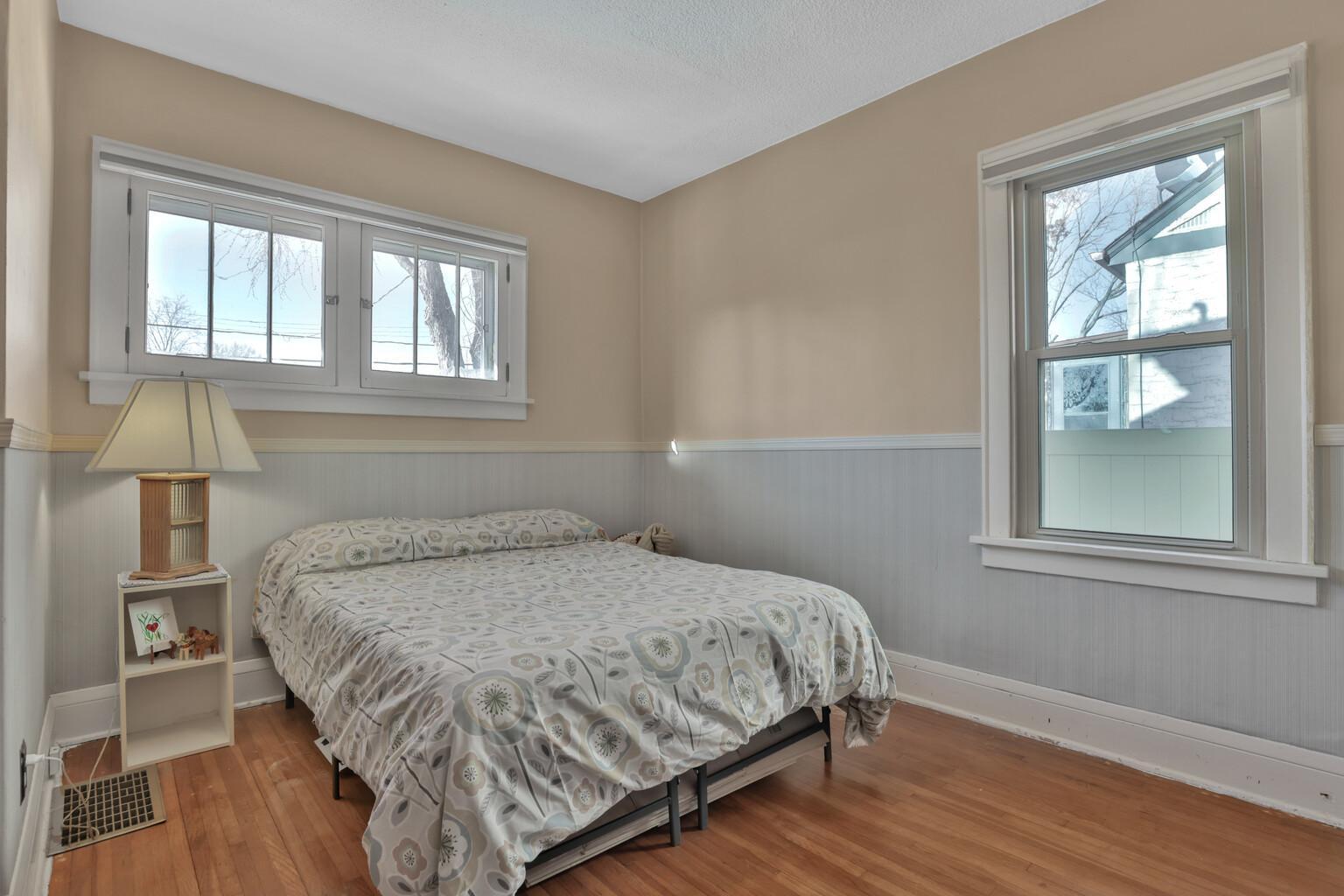 1469 Western Avenue N