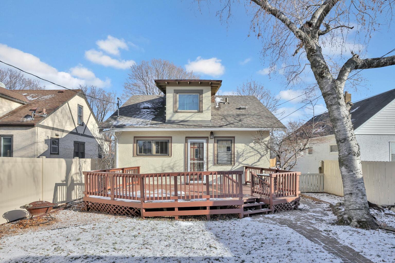 1469 Western Avenue N