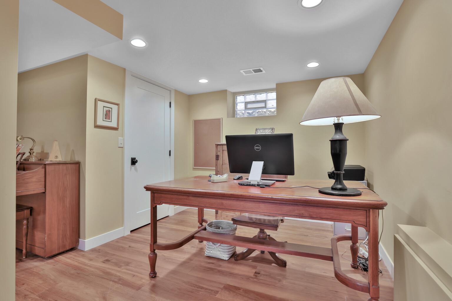 1469 Western Avenue N