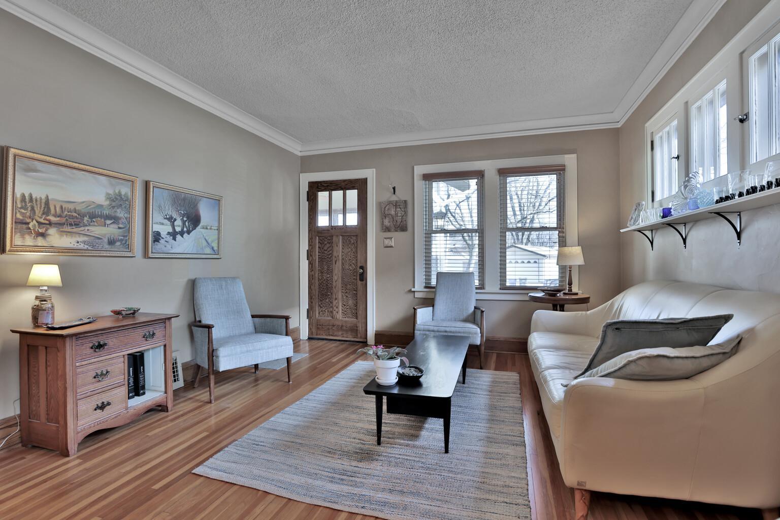 1469 Western Avenue N