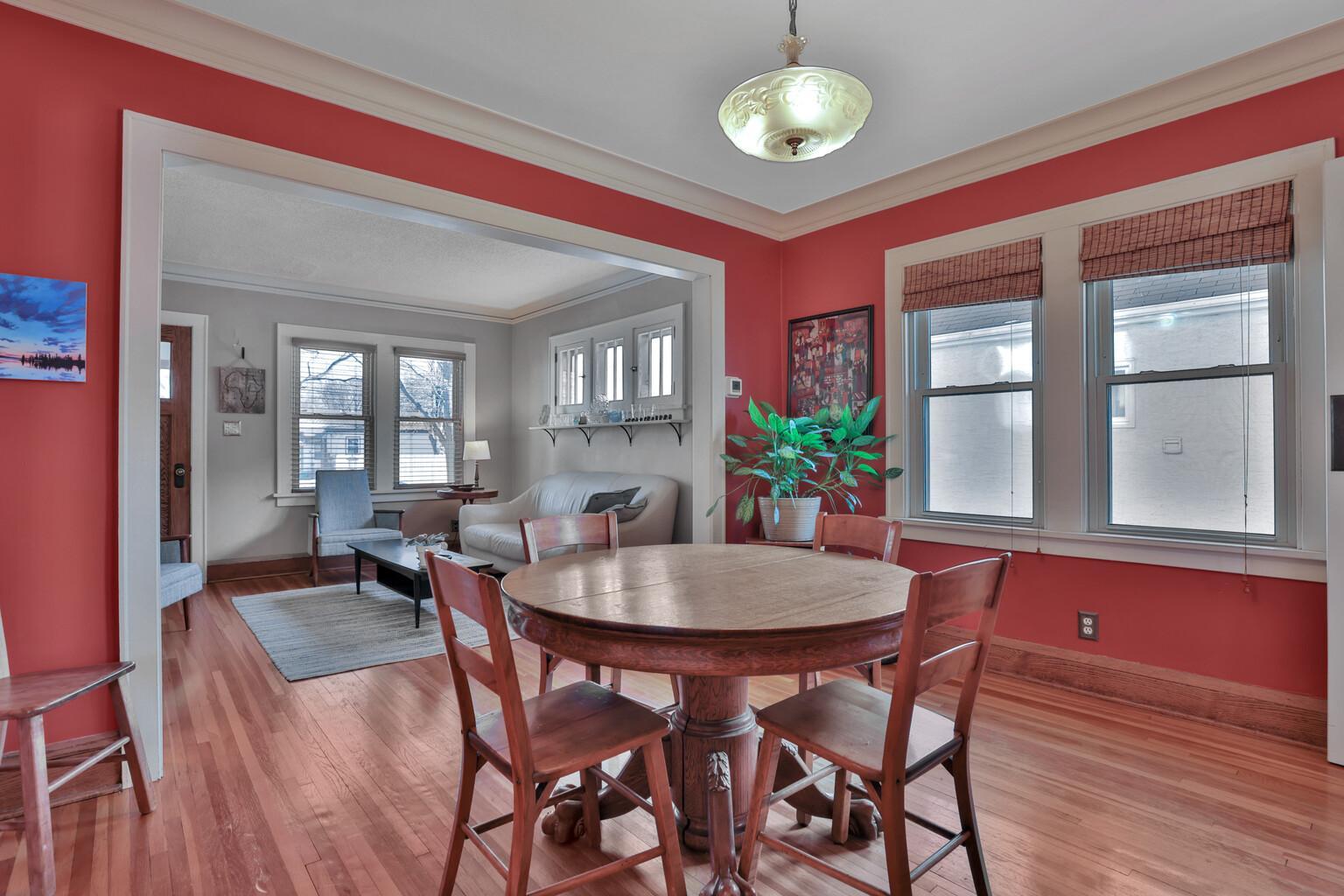 1469 Western Avenue N