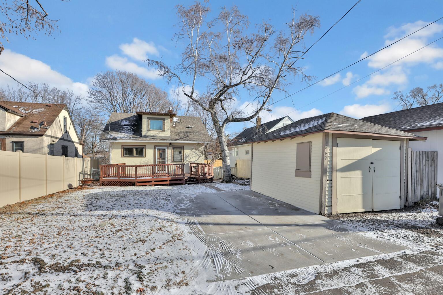 1469 Western Avenue N