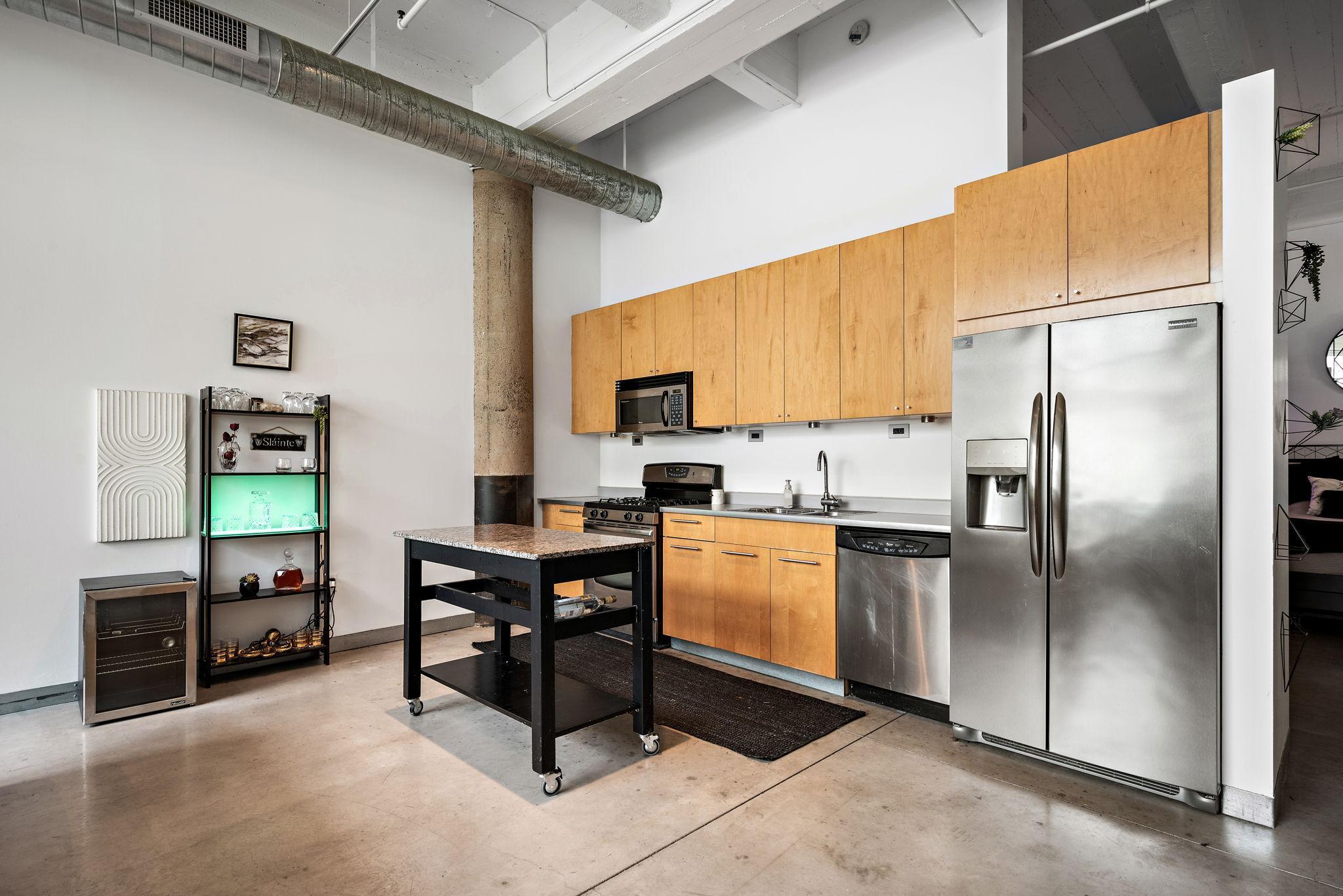 700 Washington Avenue N Unit: 523