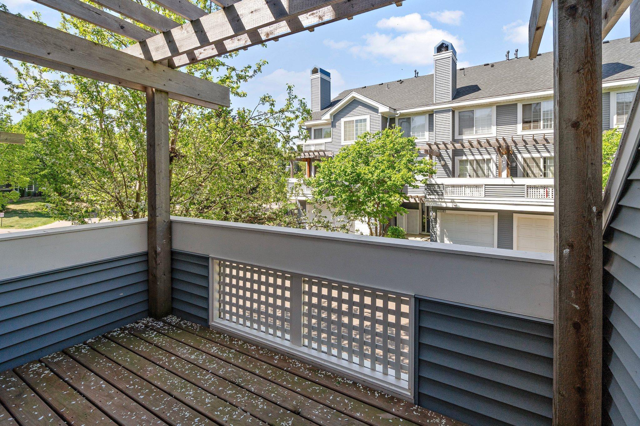 15625 24th Avenue N Unit: G
