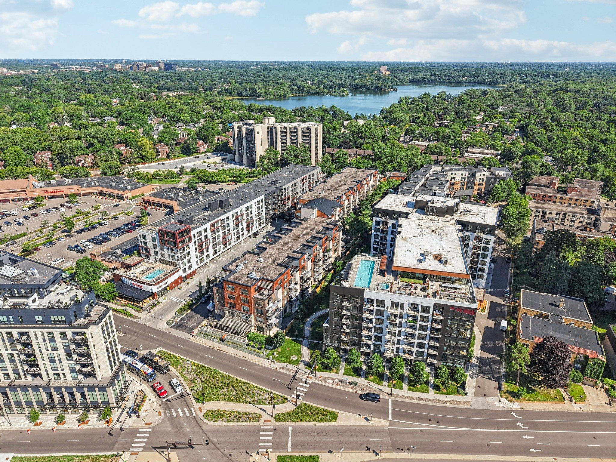 3116 W Lake Street Unit: 116