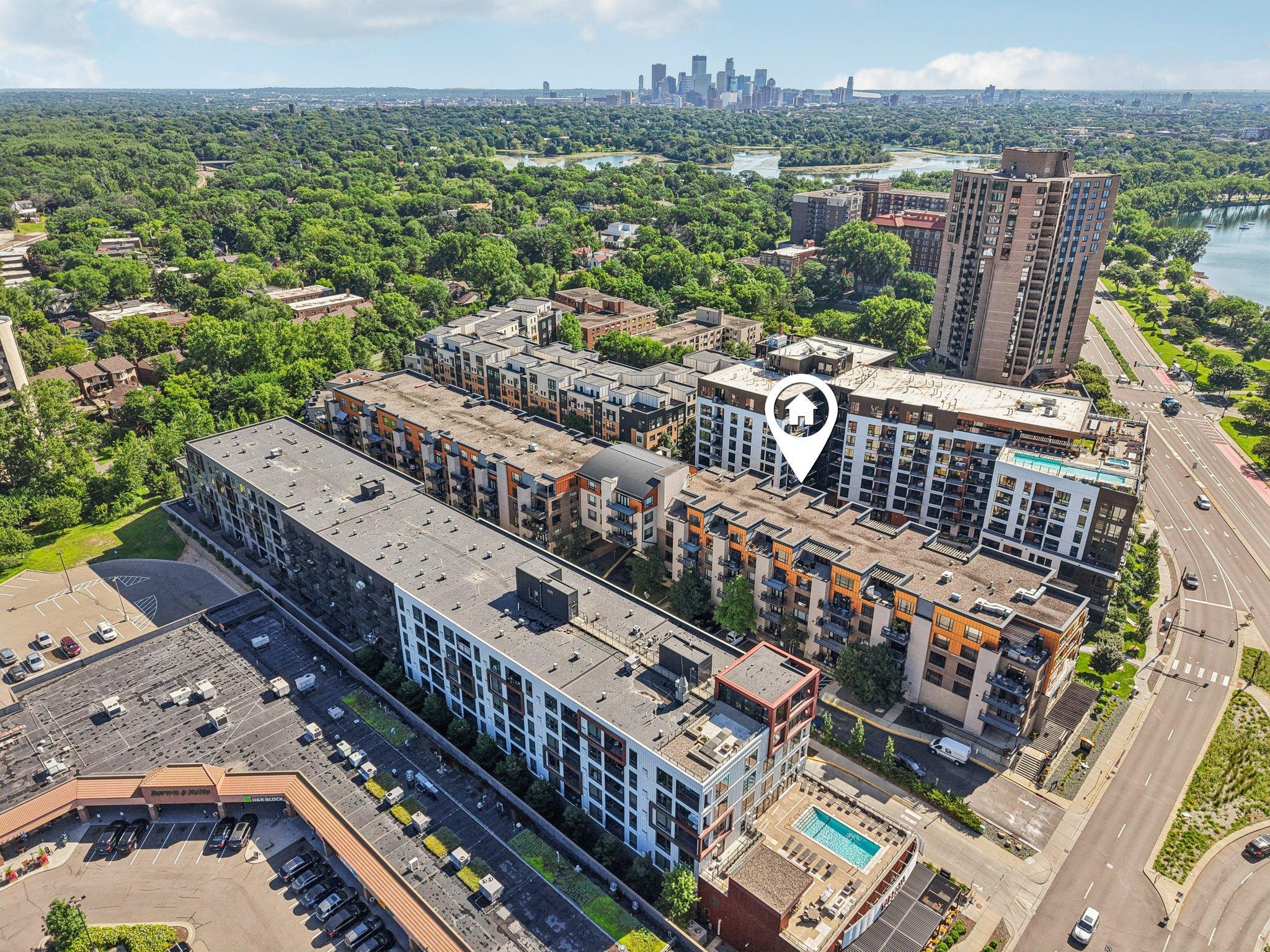 3116 W Lake Street Unit: 116