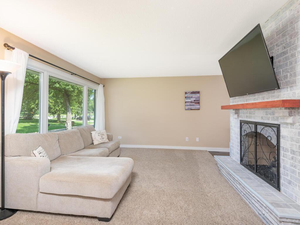 108 5th Avenue NE