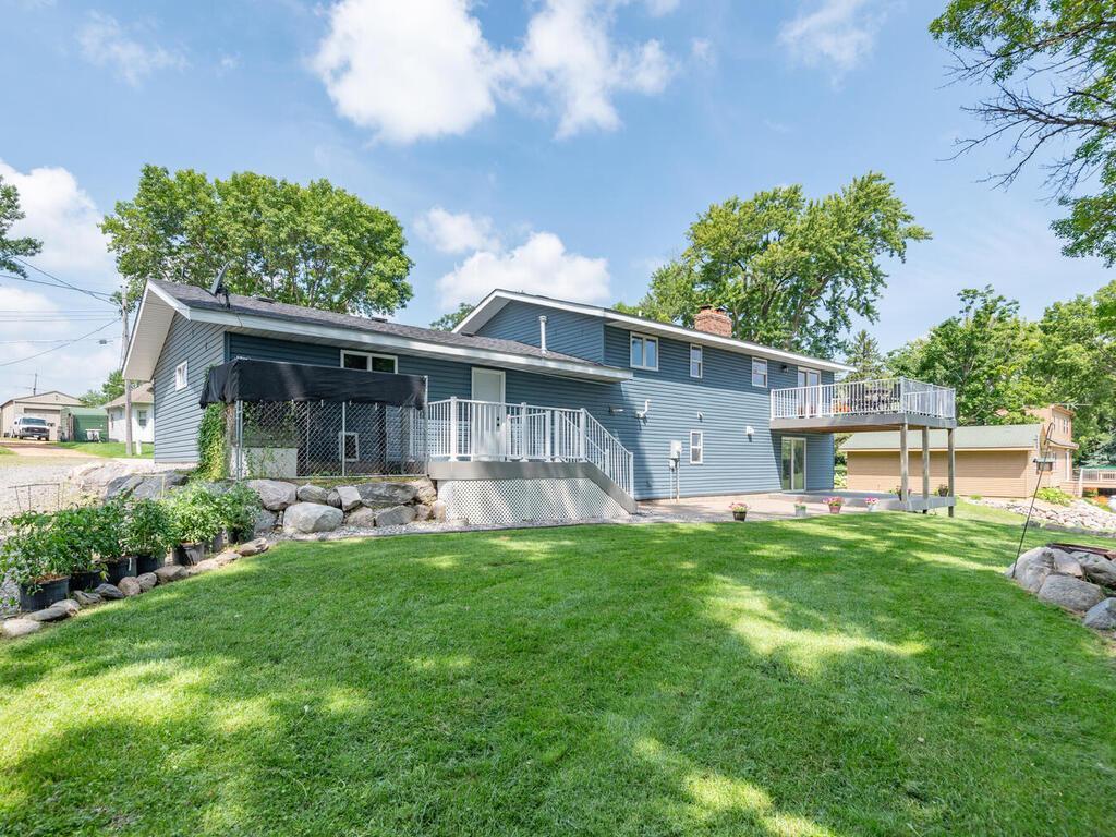 108 5th Avenue NE