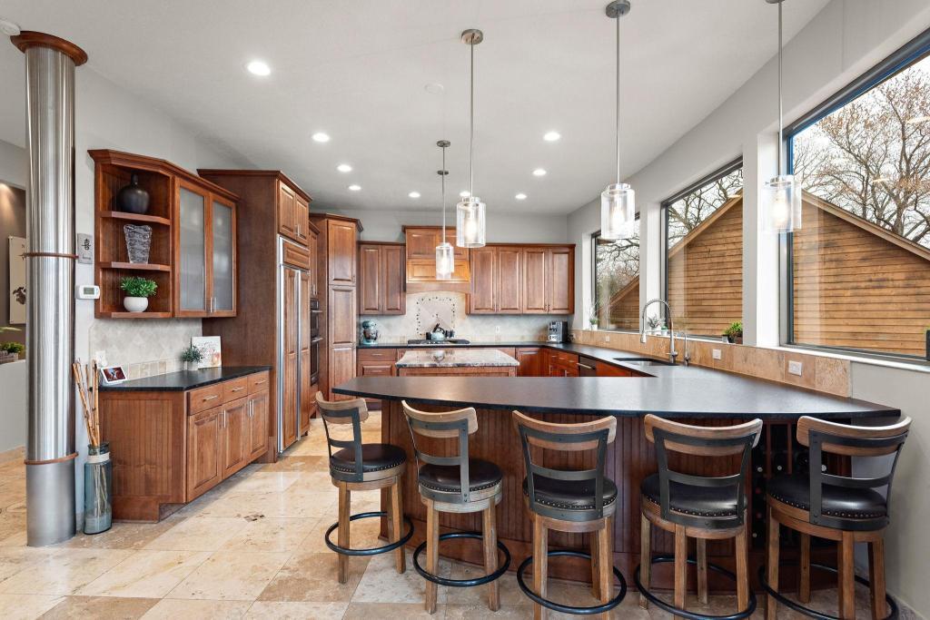 4637 Carlow Road