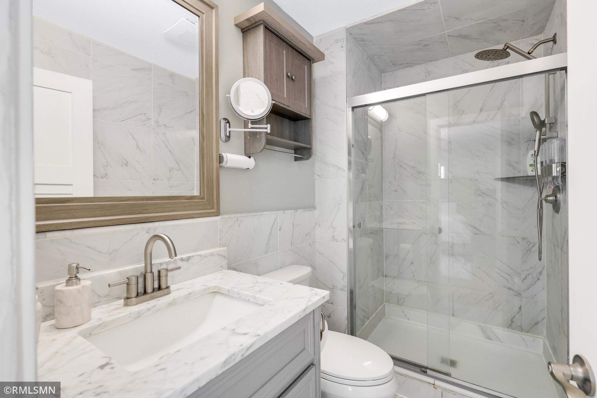 2556 Onyx Drive
