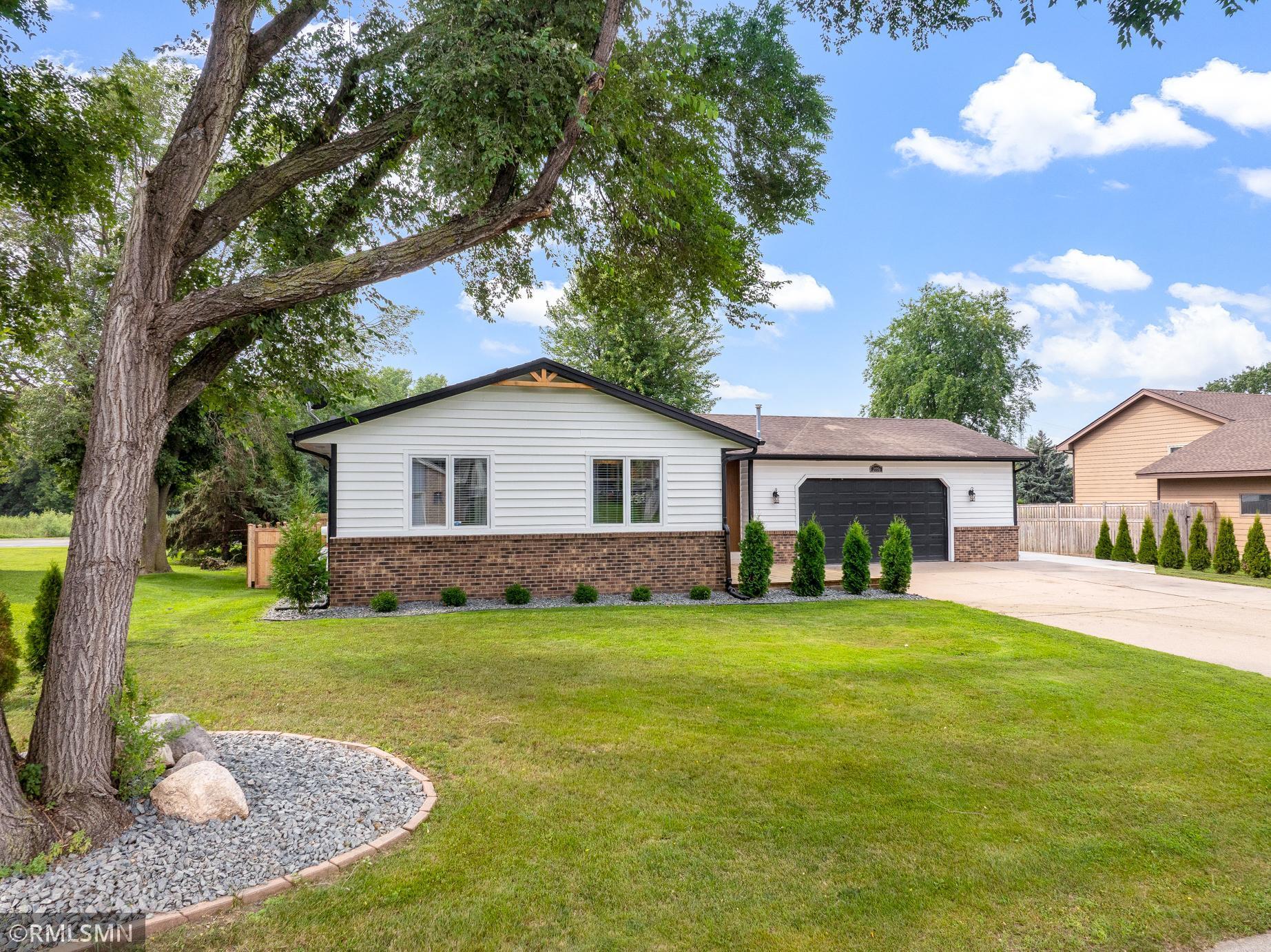 2556 Onyx Drive