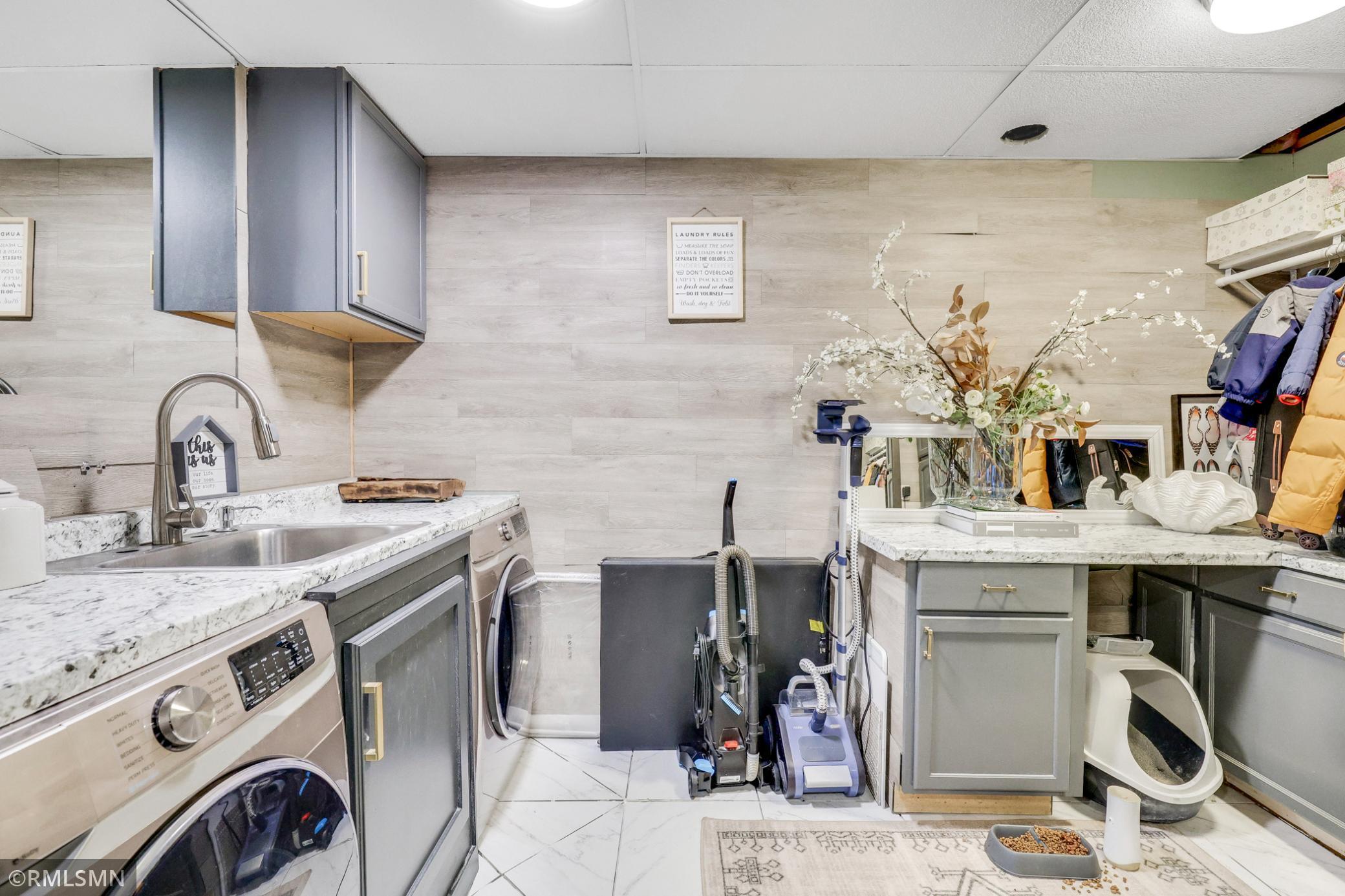 2556 Onyx Drive