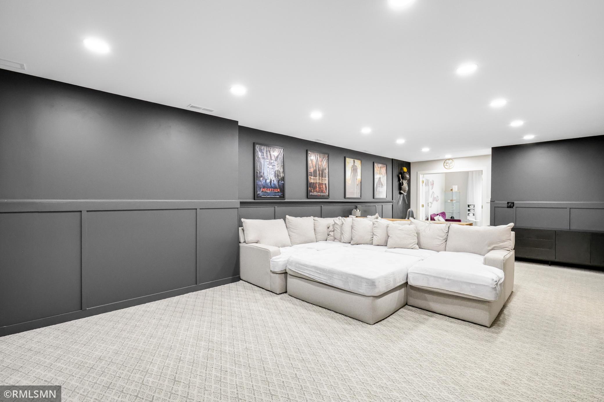2556 Onyx Drive