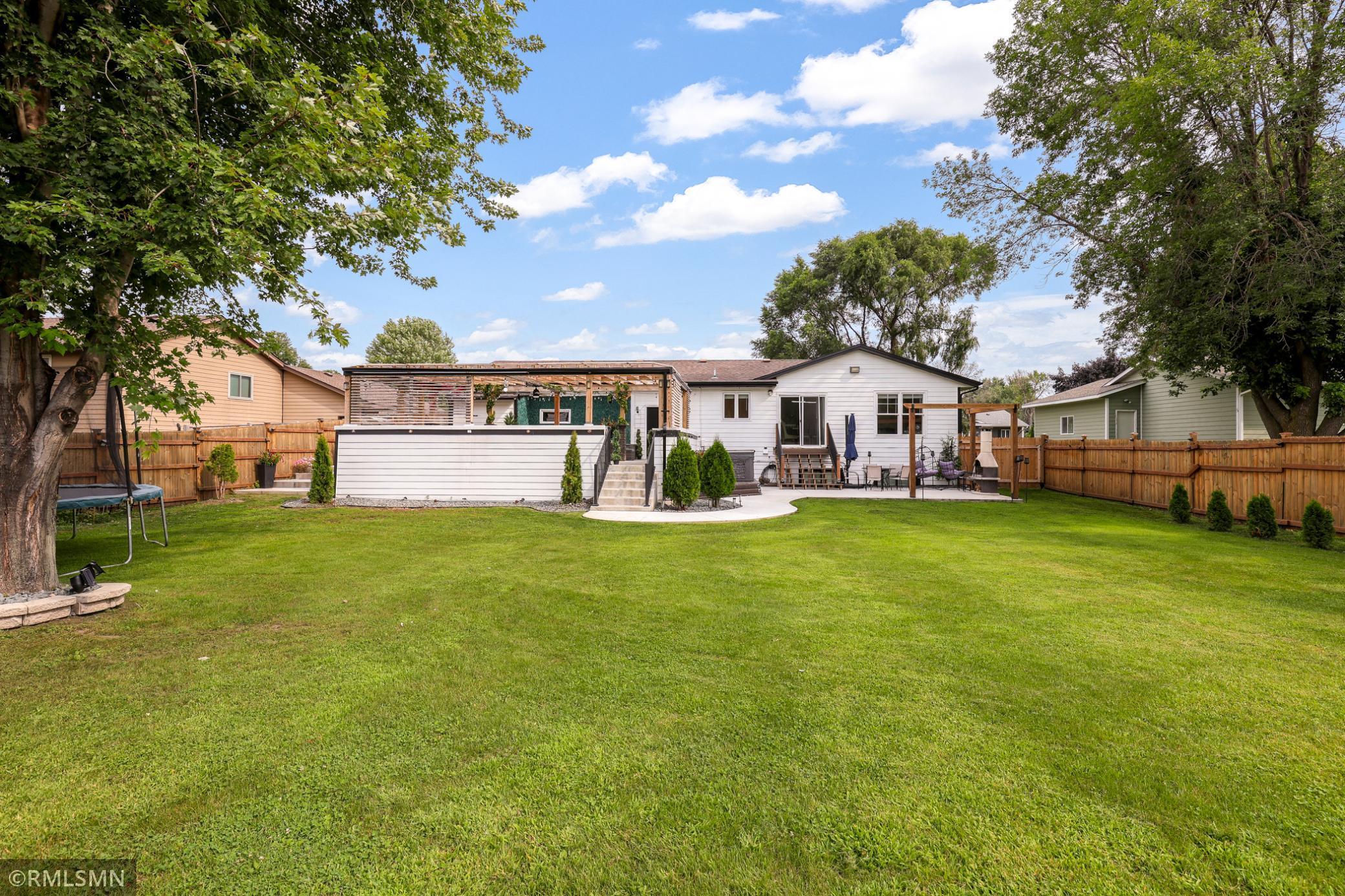 2556 Onyx Drive