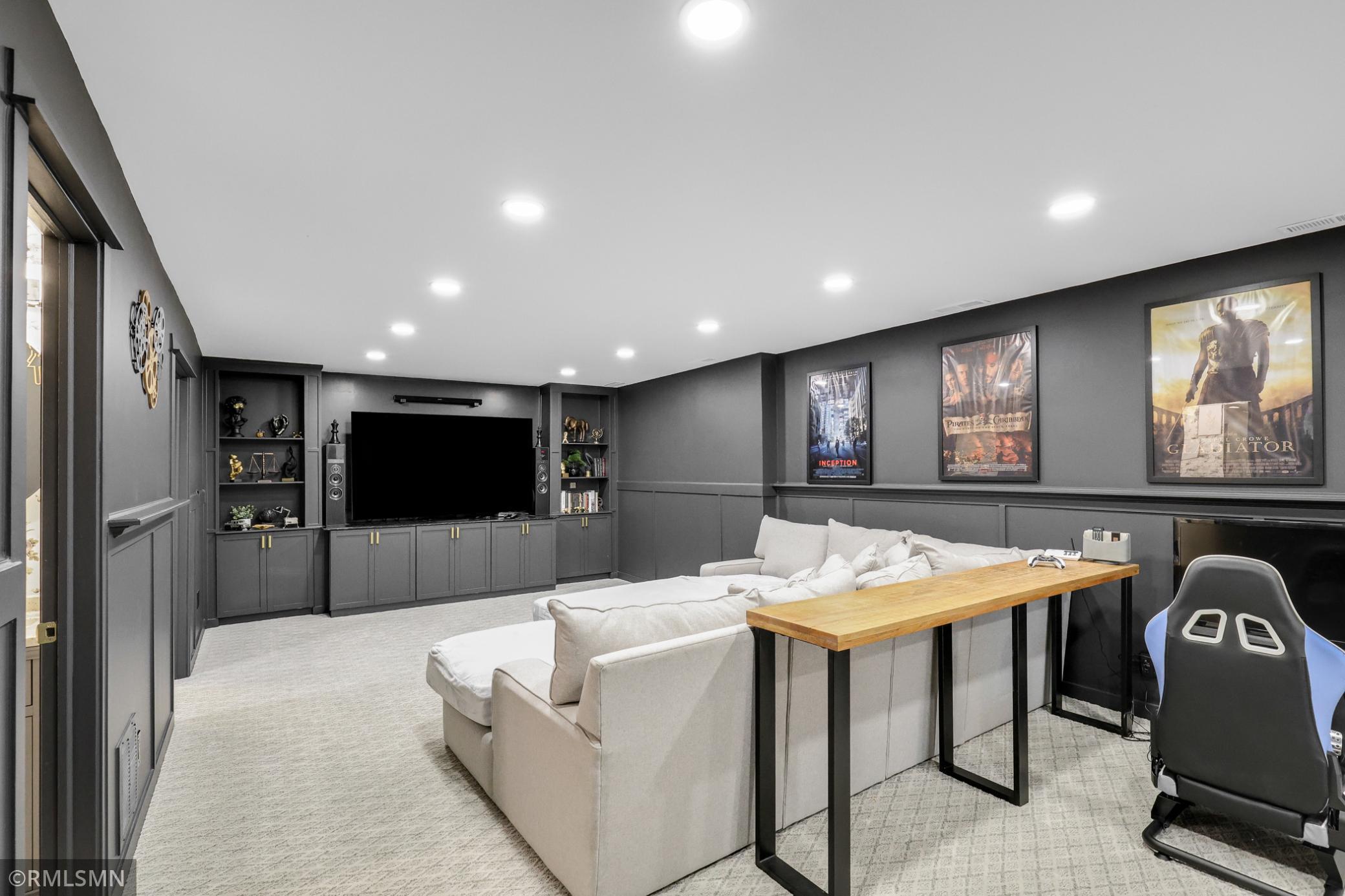 2556 Onyx Drive