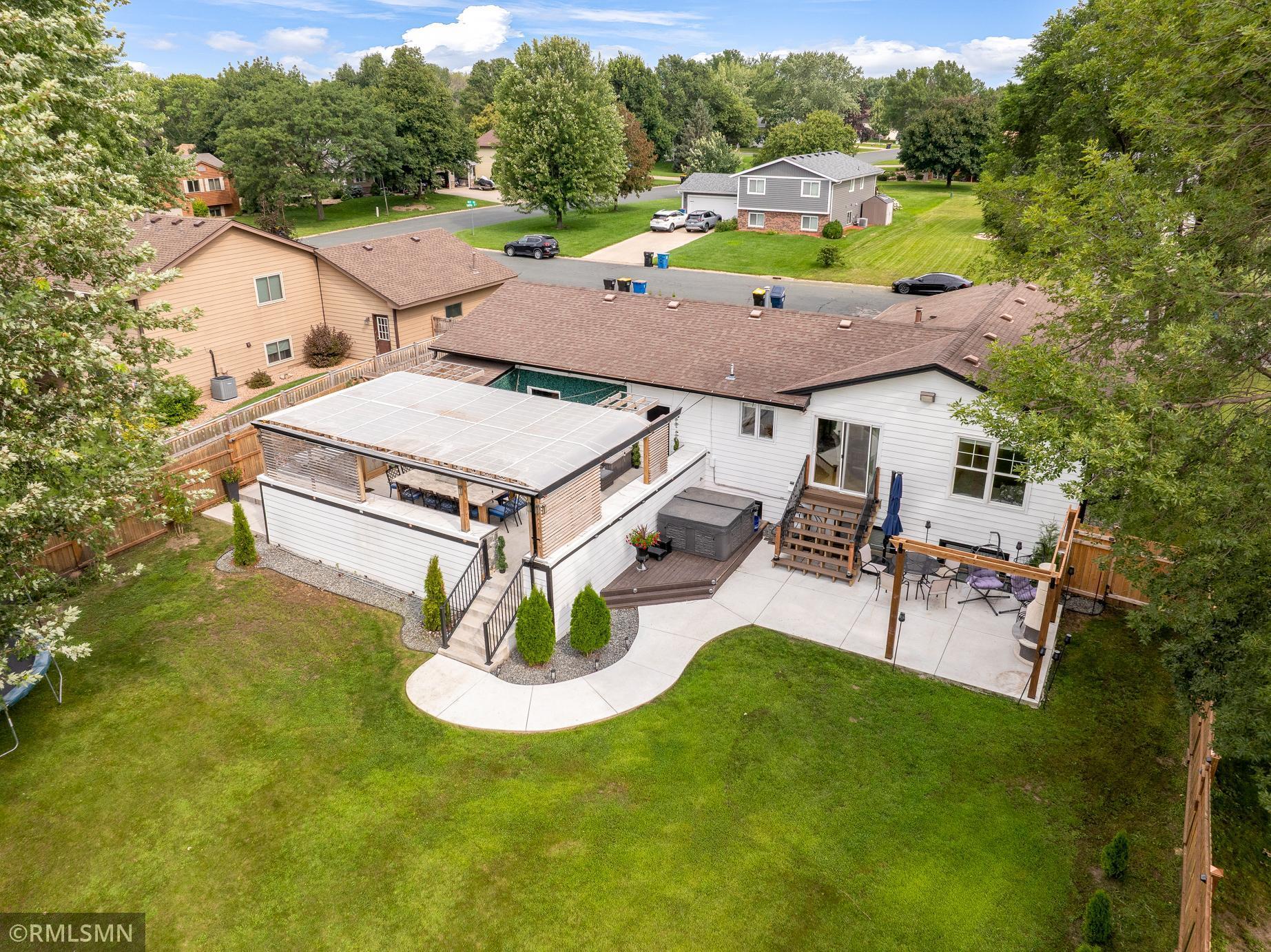 2556 Onyx Drive