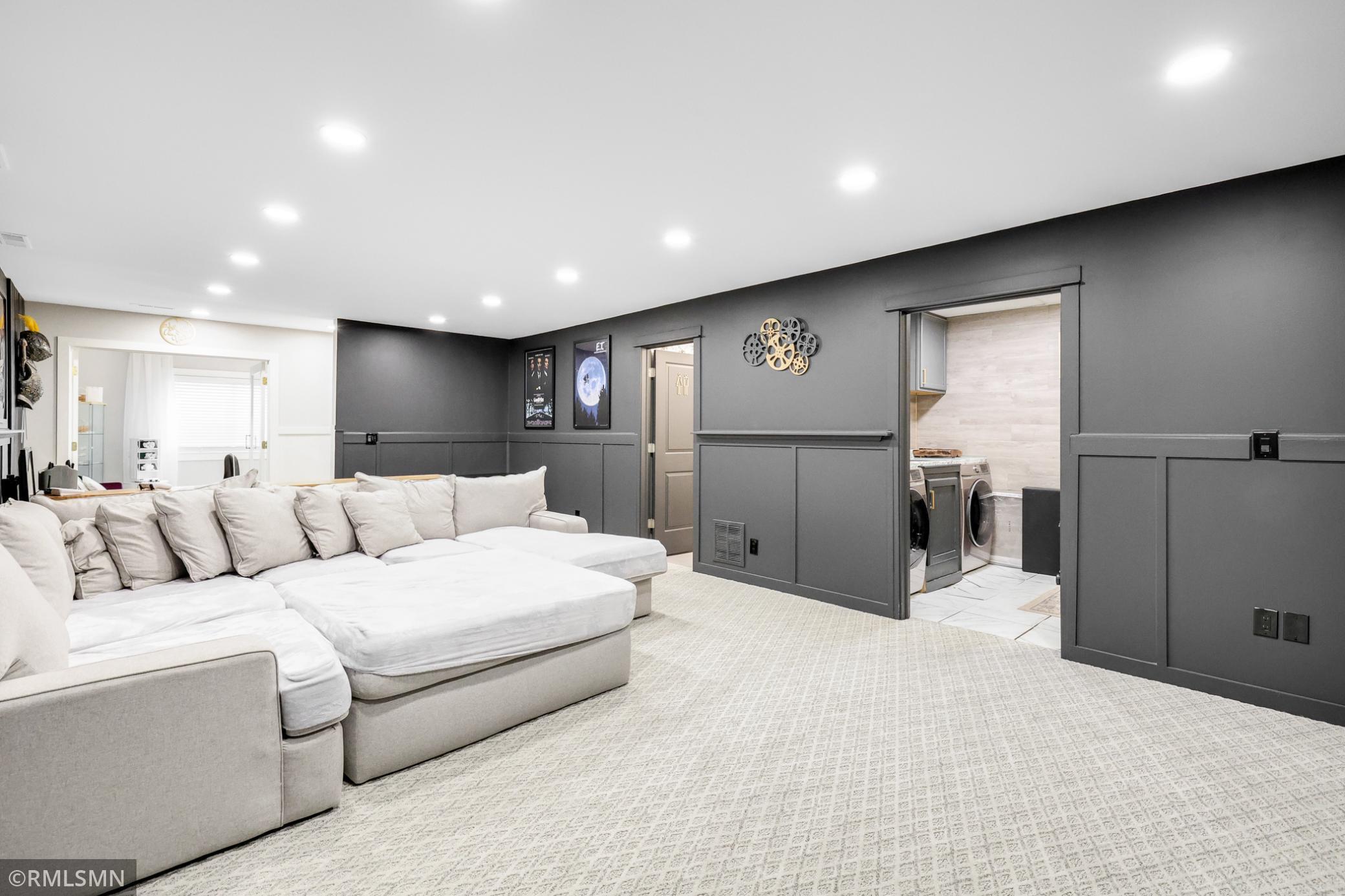 2556 Onyx Drive