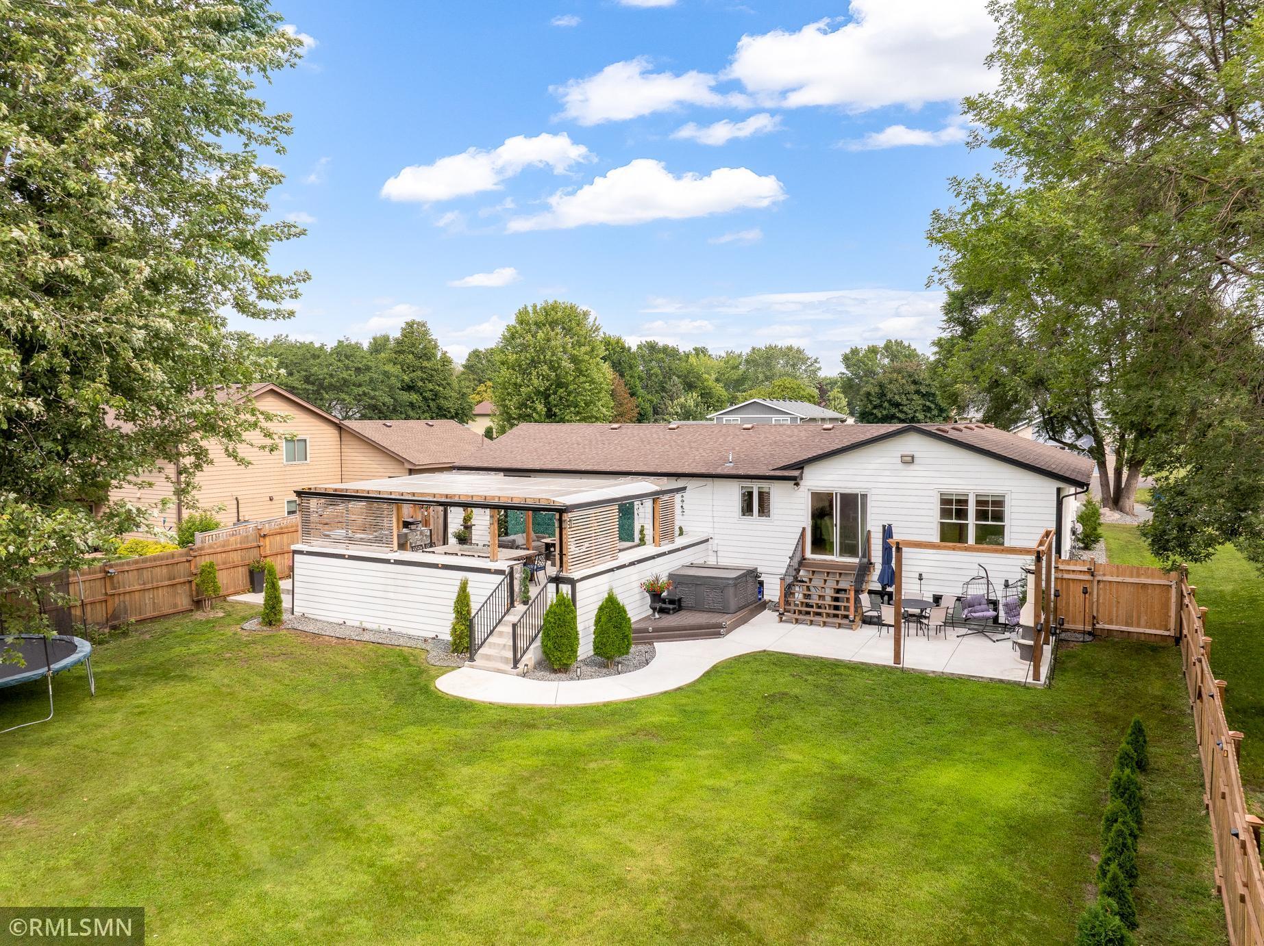 2556 Onyx Drive