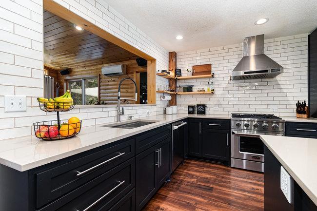 11210 190th Avenue NW