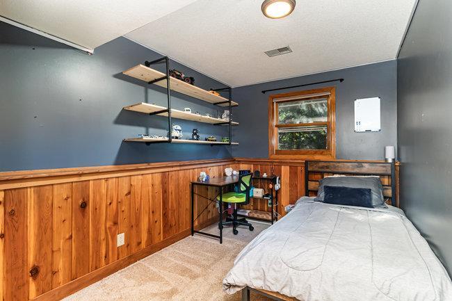 11210 190th Avenue NW