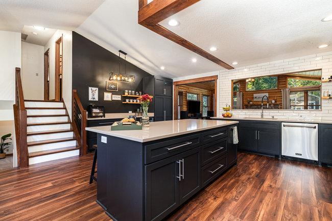 11210 190th Avenue NW