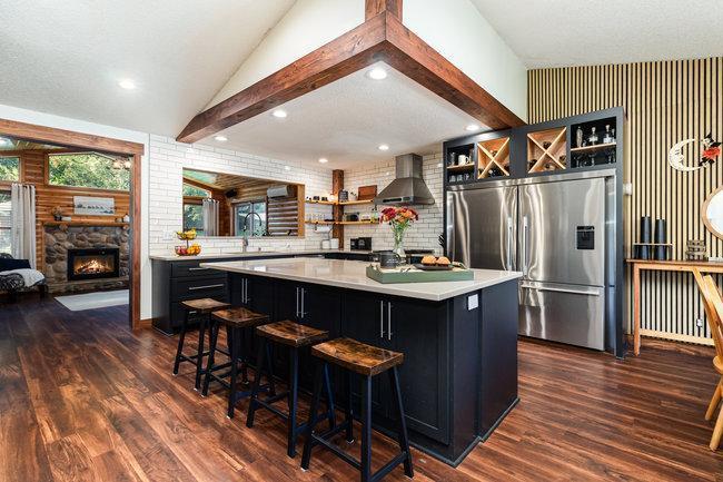 11210 190th Avenue NW