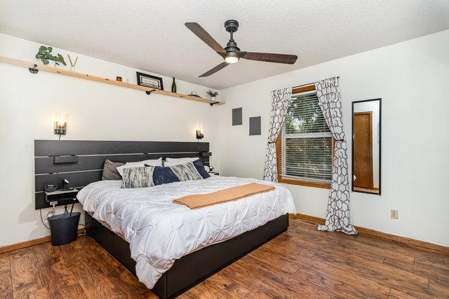 11210 190th Avenue NW