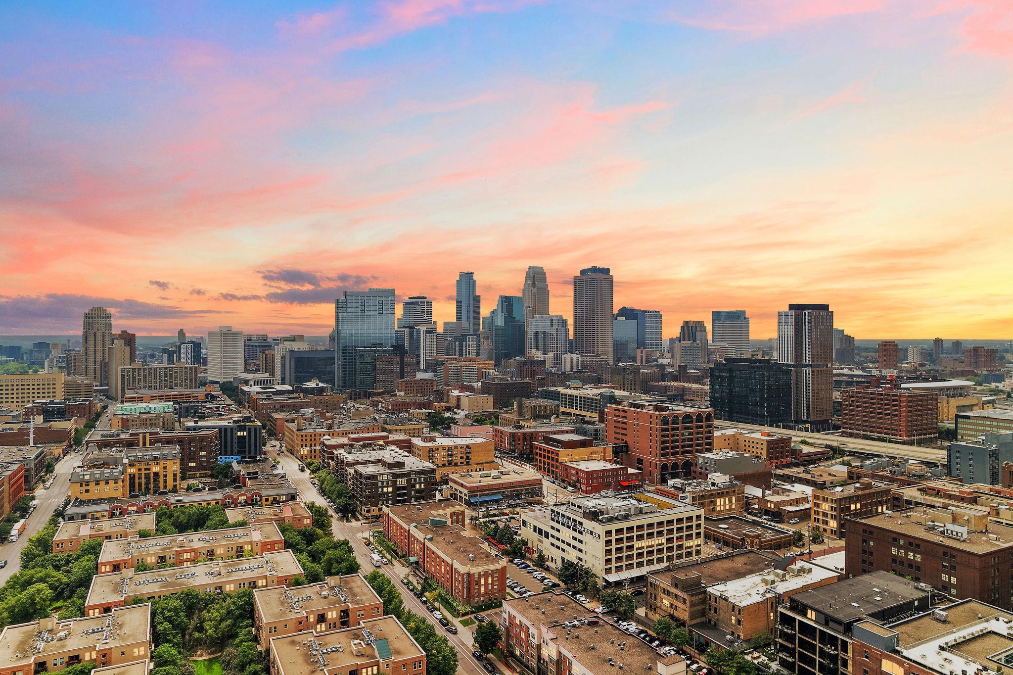 700 Washington Avenue N Unit: 523