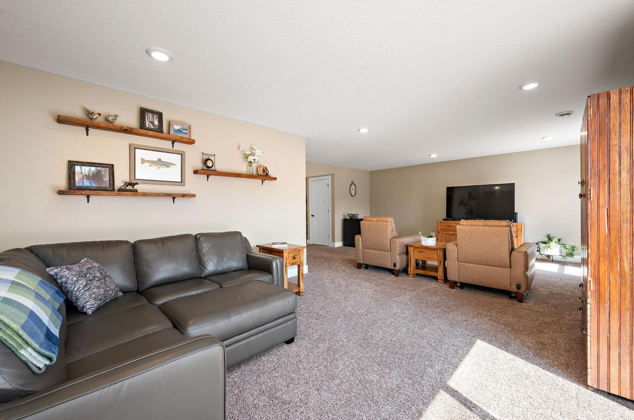 13331 White Pine Court N