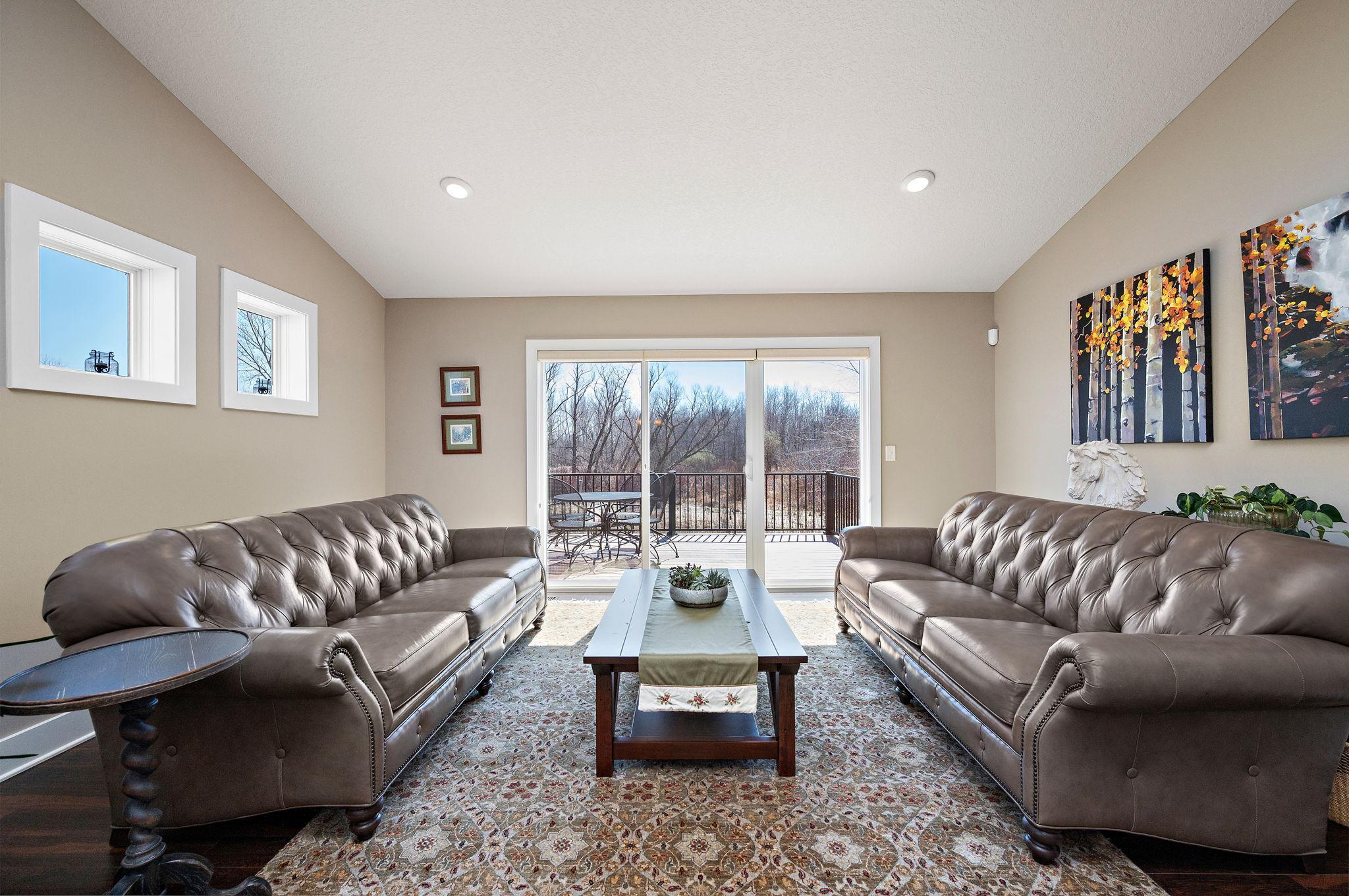 13331 White Pine Court N