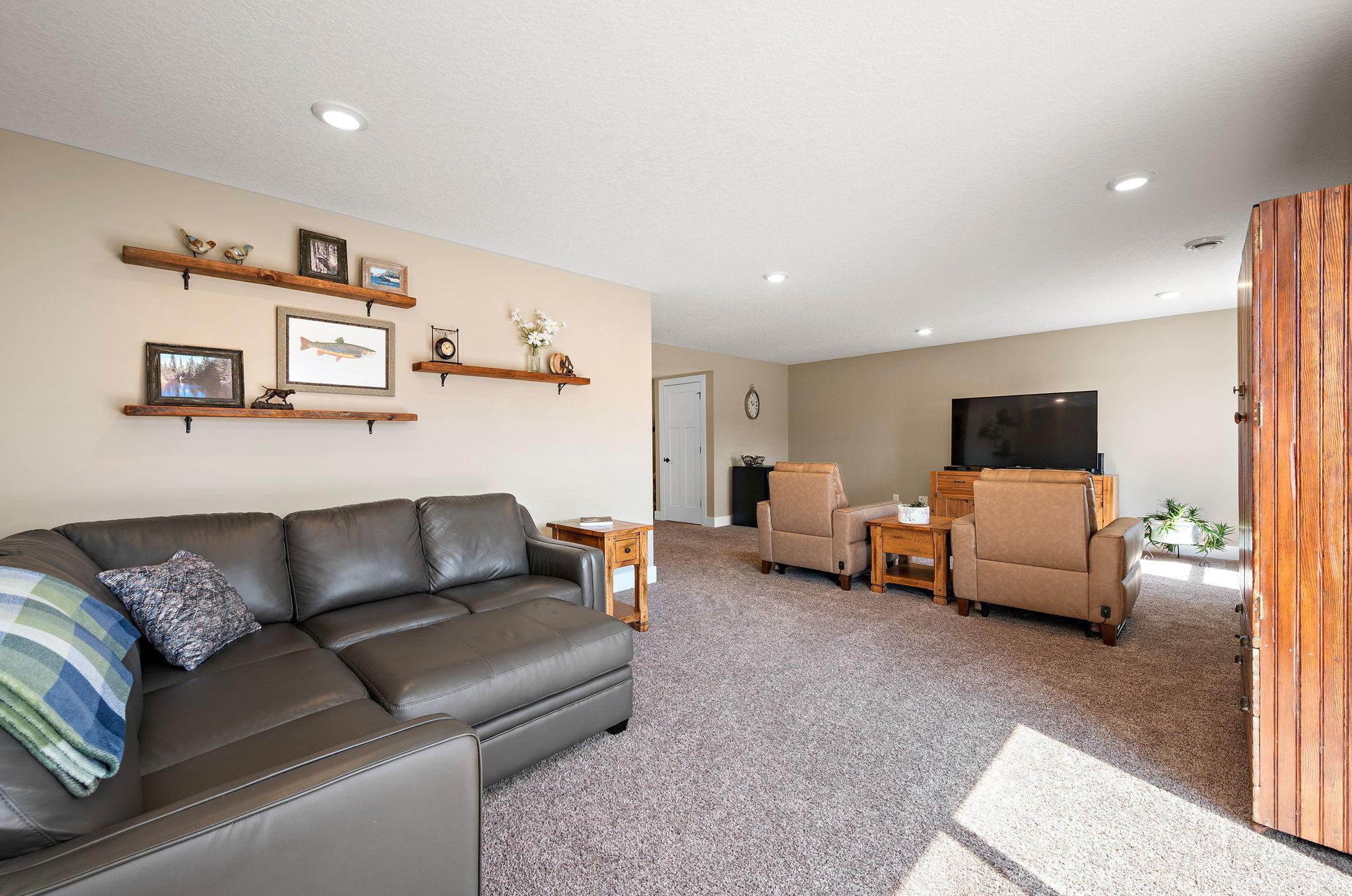 13331 White Pine Court N