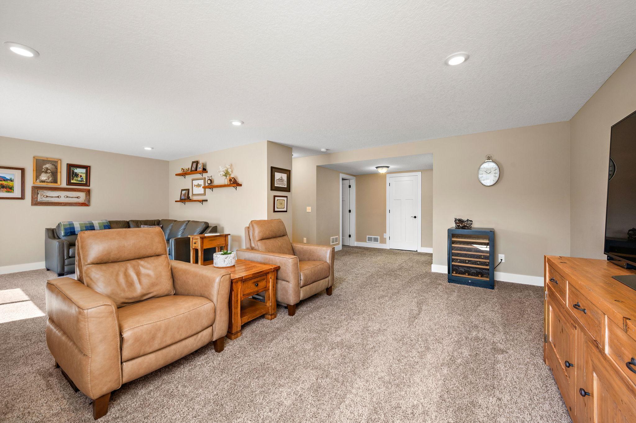 13331 White Pine Court N