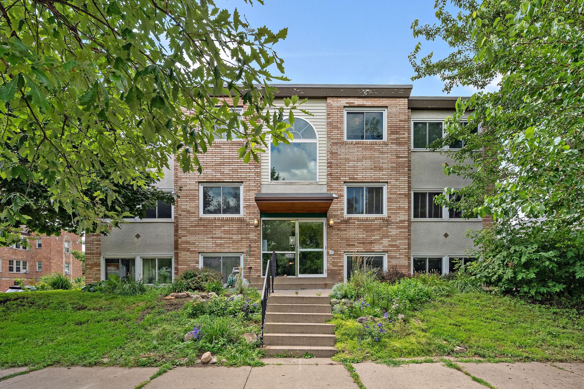 3446 Pleasant Avenue Unit: 2
