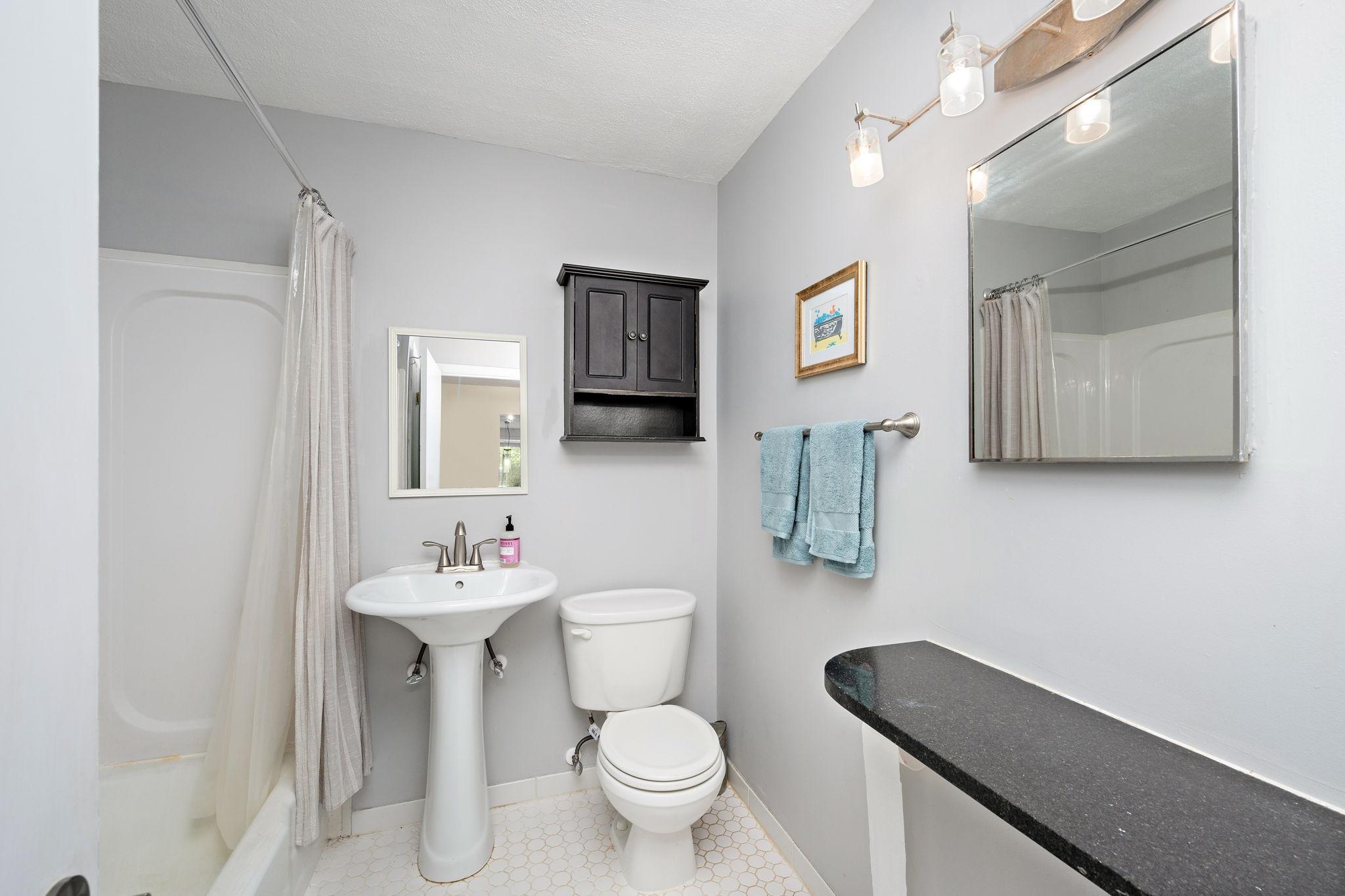 3446 Pleasant Avenue Unit: 2