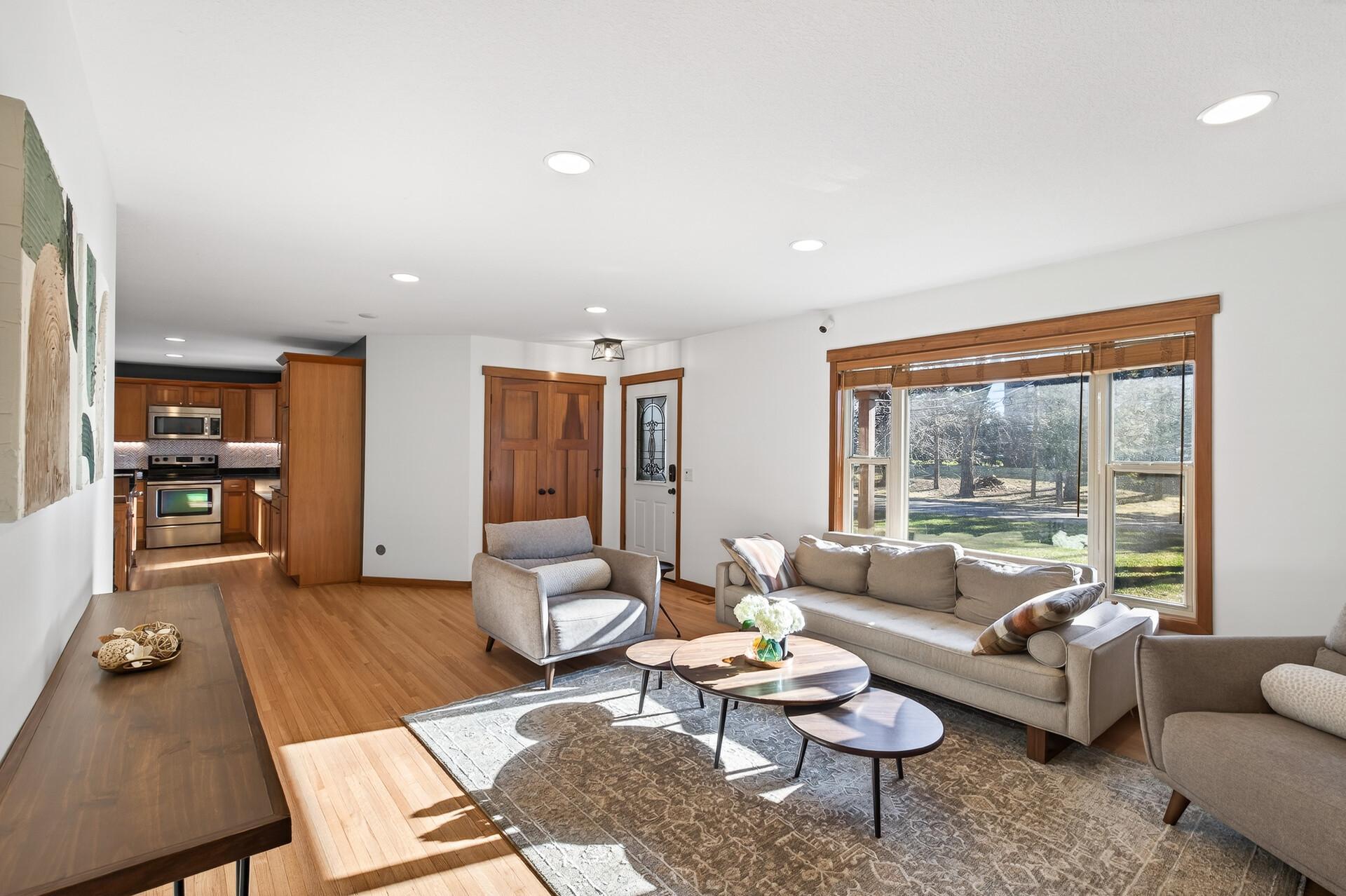 900 Sunset Drive S