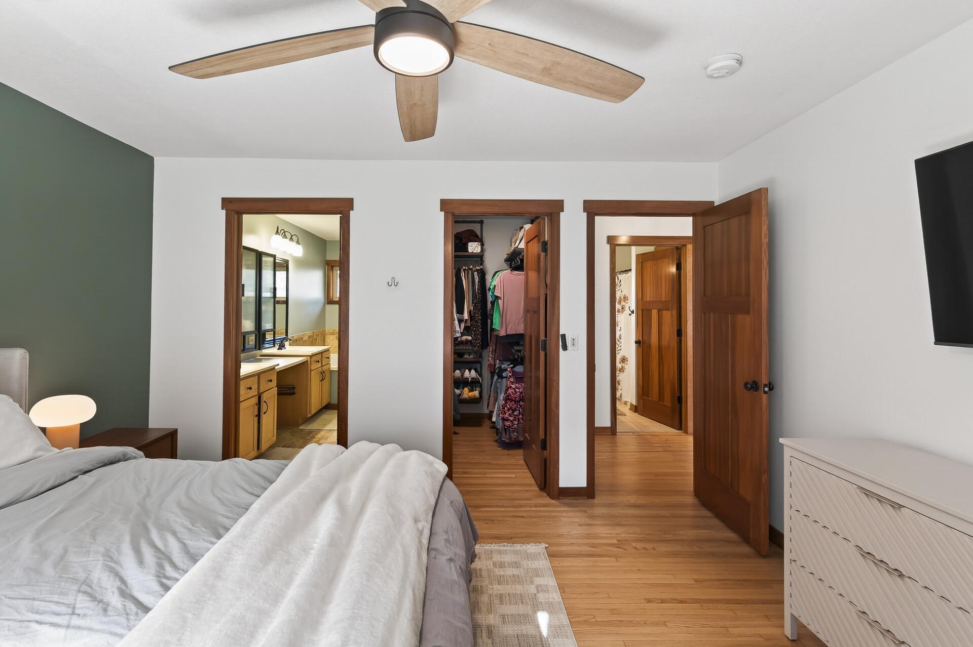 900 Sunset Drive S