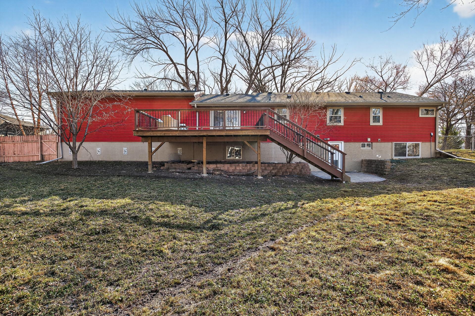 900 Sunset Drive S