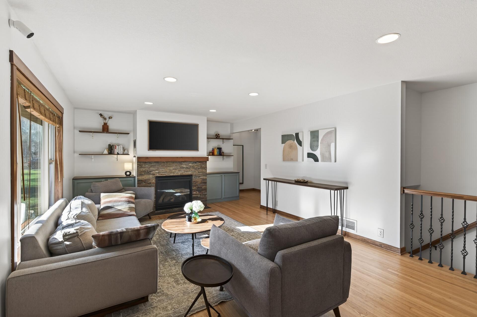 900 Sunset Drive S