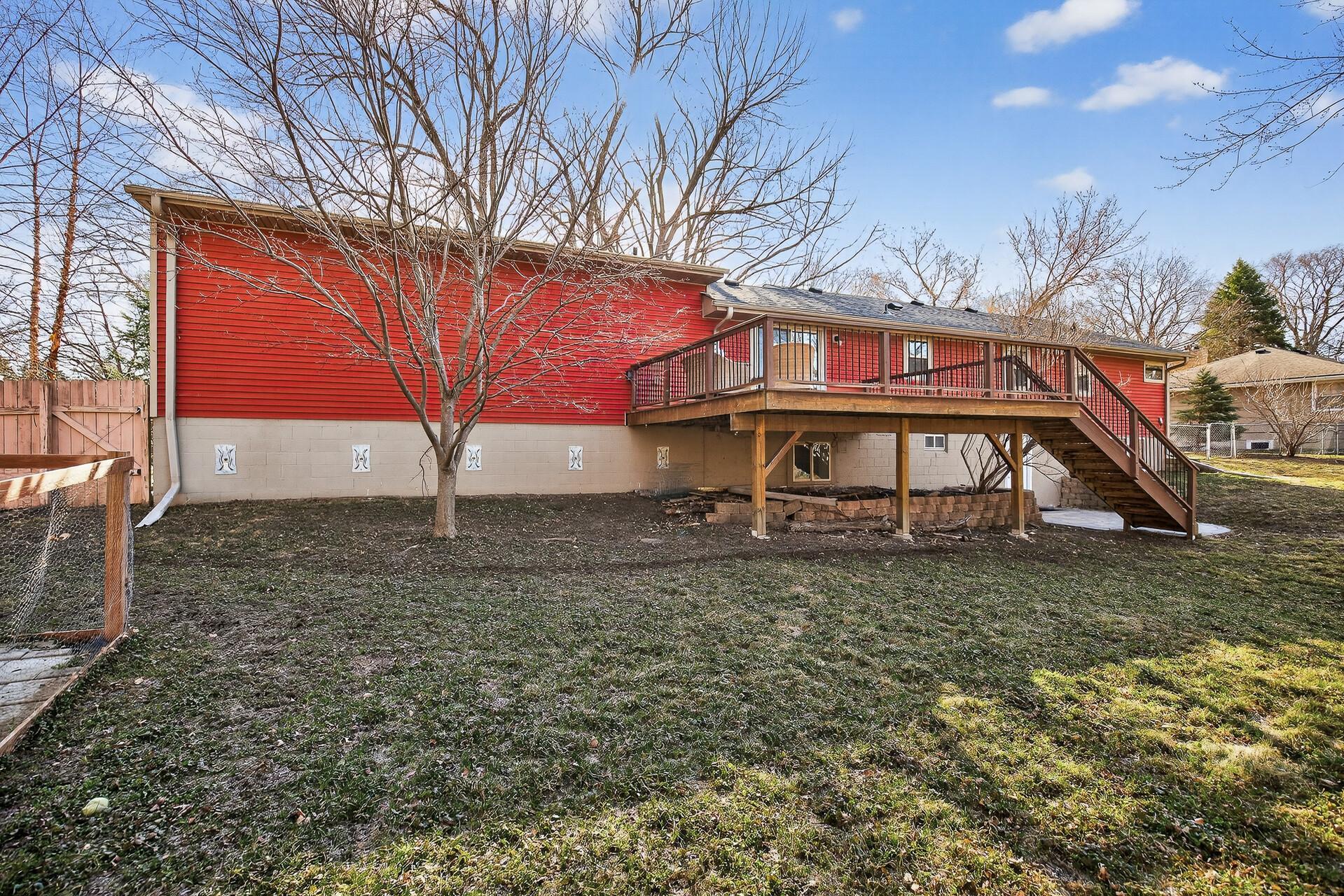 900 Sunset Drive S