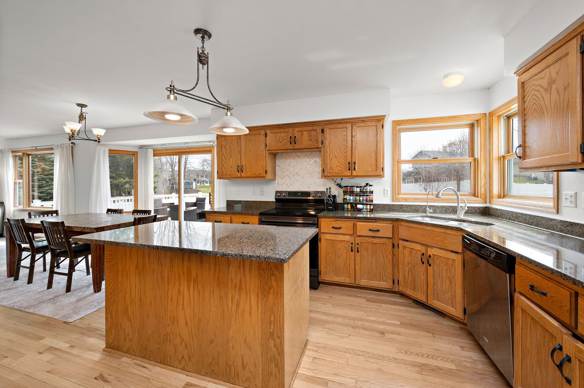 21245 123rd Avenue N