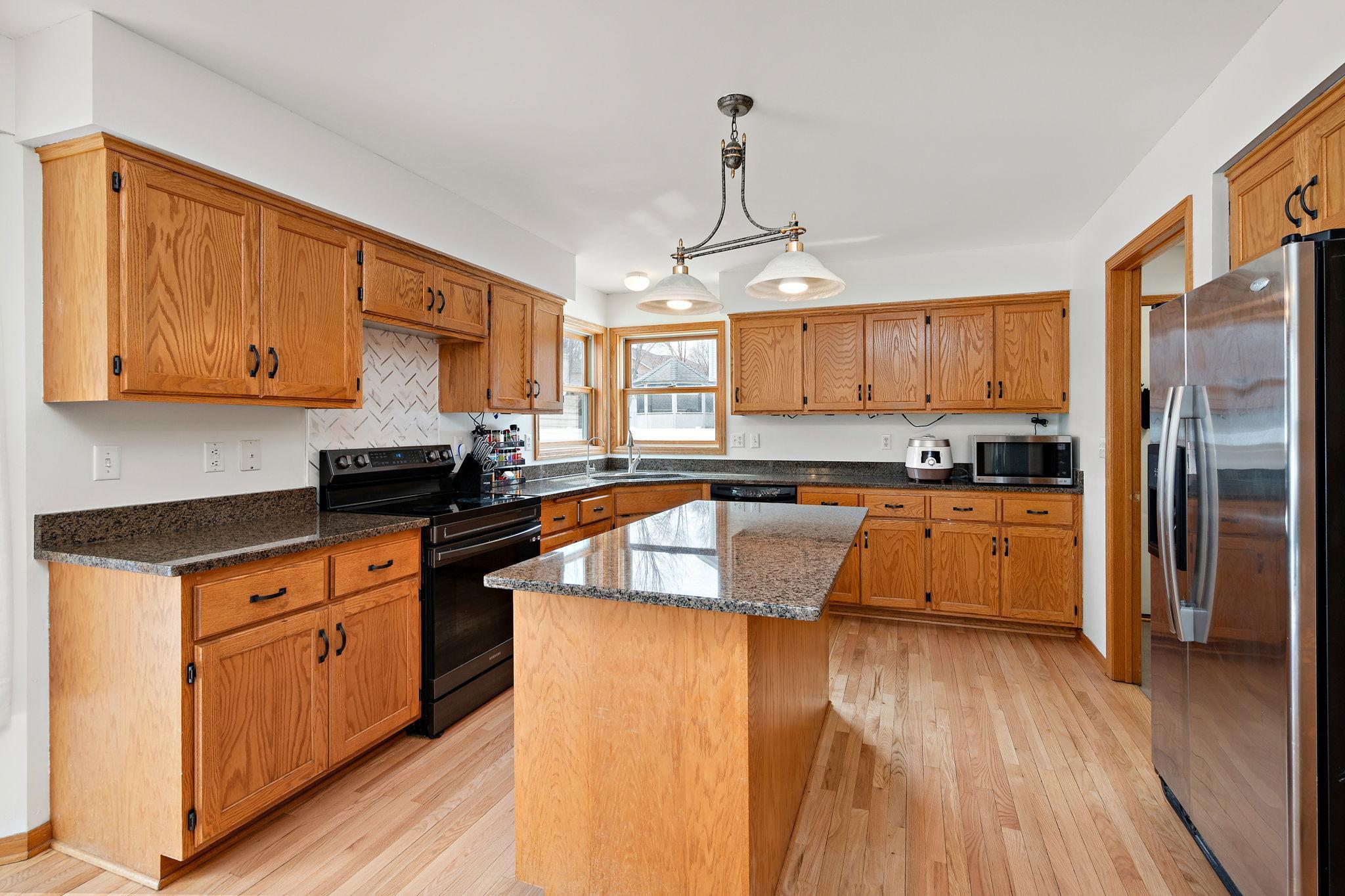 21245 123rd Avenue N