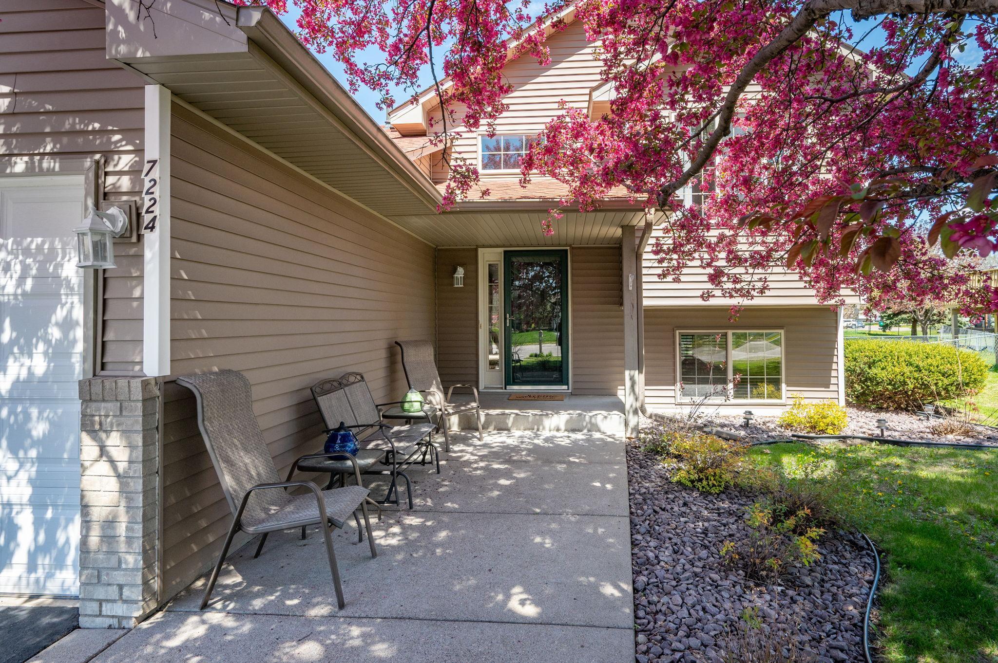 7224 Setzler Parkway