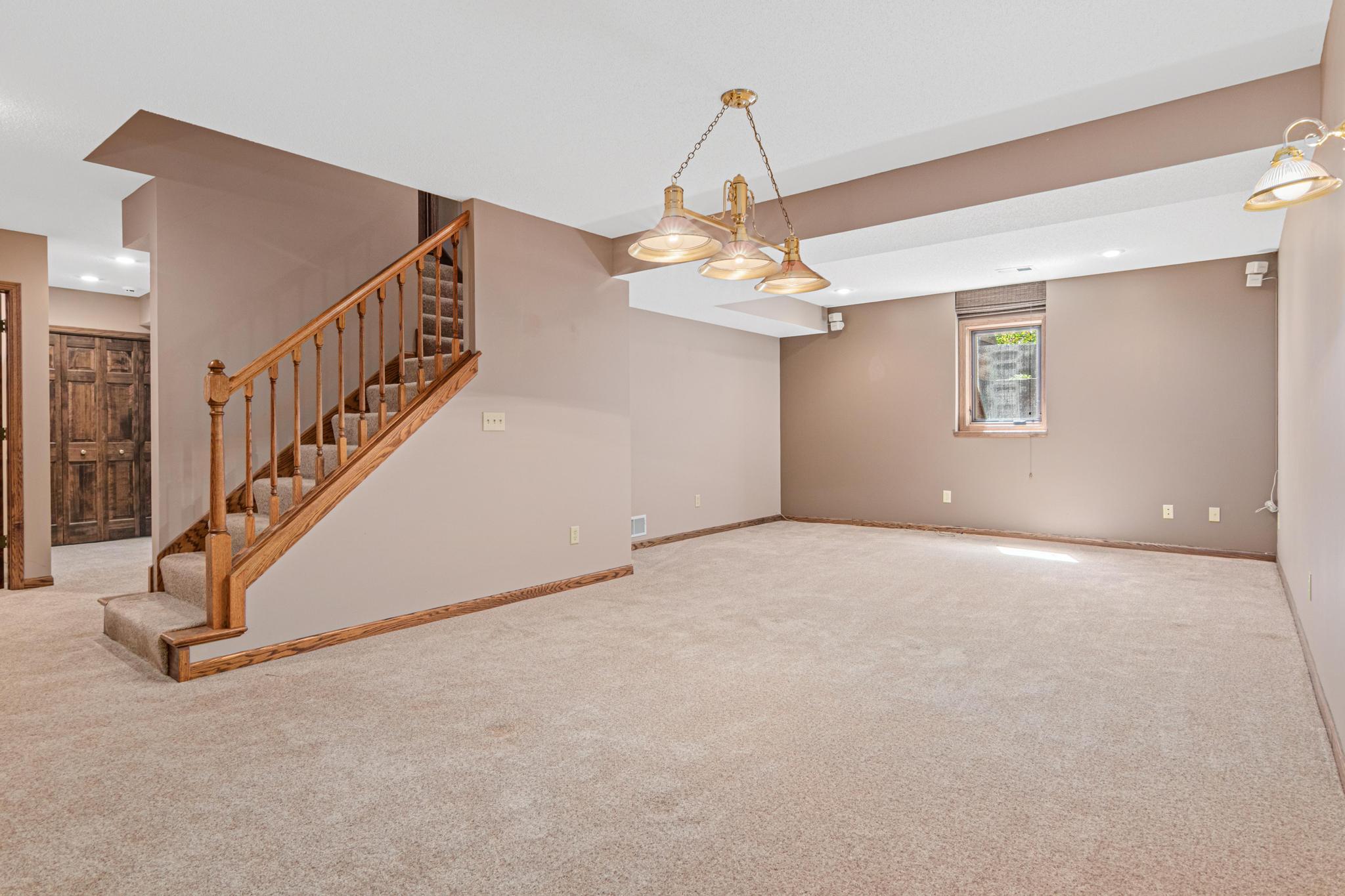 1310 Woodcrest Avenue