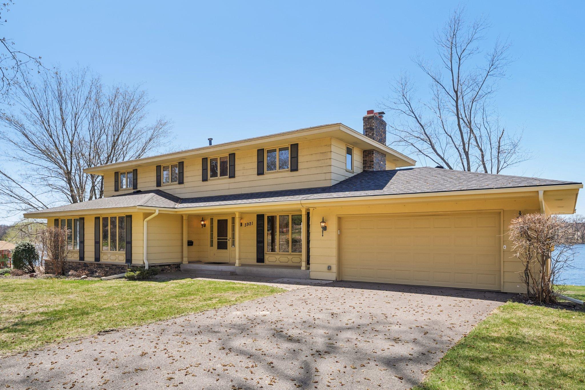 3921 Crystal Lake Boulevard