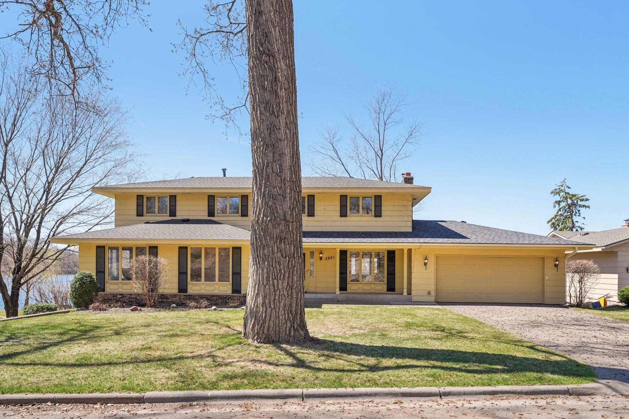 3921 Crystal Lake Boulevard